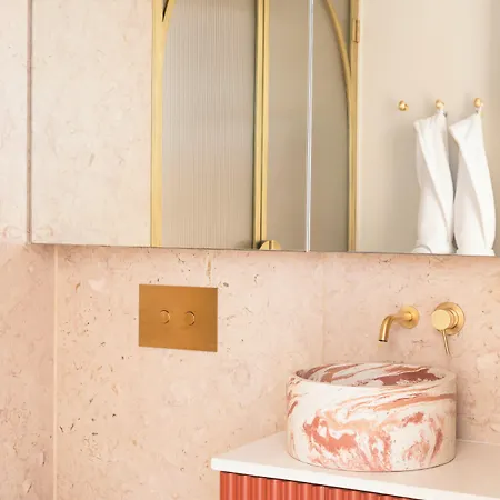 The Verse Aparthotel 4*
