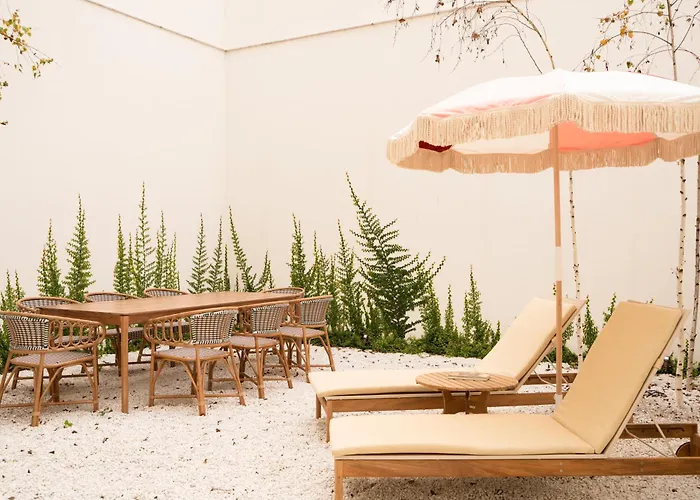 Ξενοδοχείο με διαμερίσματα The Verse 4*