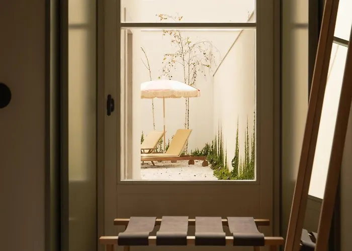 Ξενοδοχείο με διαμερίσματα The Verse 4*